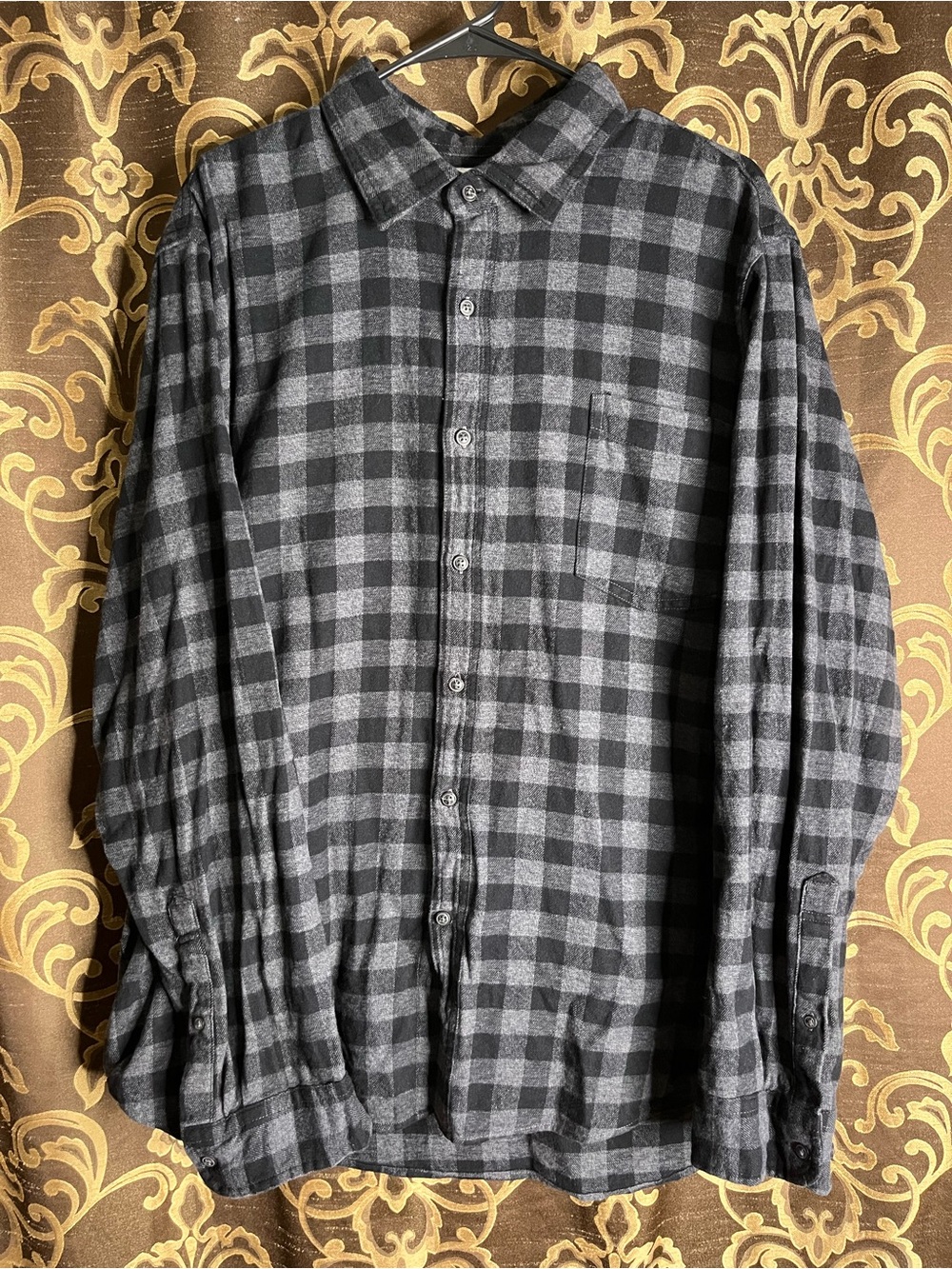 Amazon Essentials Men's Black and Gray Plaid Button-Down Shirt